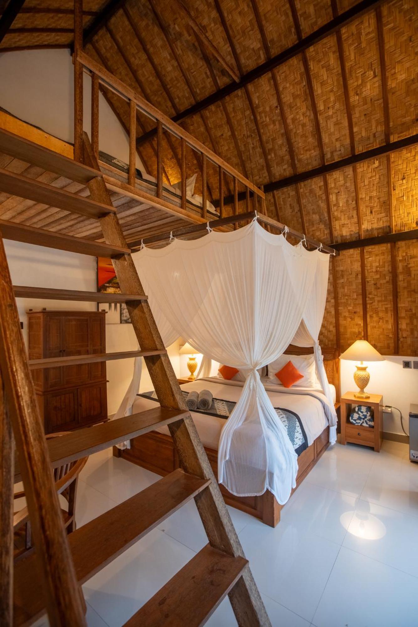 Bintang 3* Sakti